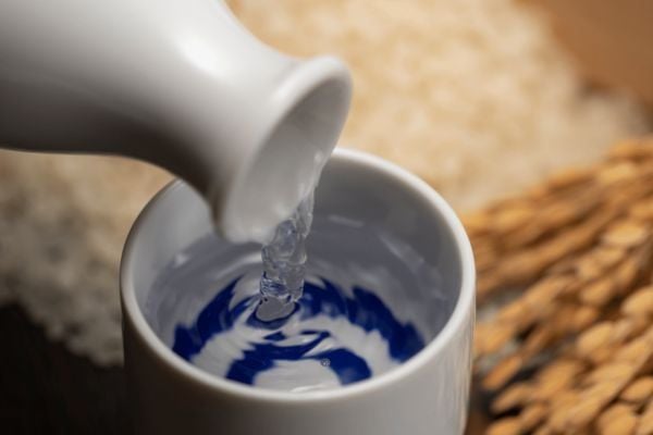 Gạo, rượu nhãn Việt Nam